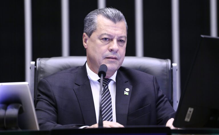 Discussão e votação de propostas legislativas. Dep. Daniel Agrobom (PL - GO)