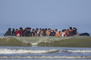 França condena nove homens por naufrágio de migrantes em 2022 – CartaCapital