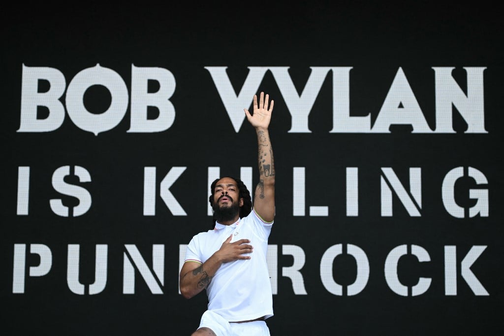 Governo britânico condena declarações de dupla de rap contra Israel em Glastonbury – CartaCapital