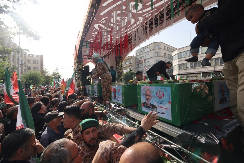Irã realiza funeral de integrantes da cúpula do programa nuclear – CartaCapital