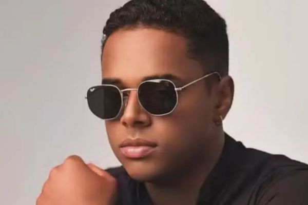 cantor de arrocha é preso por ameaçar e agredir companheira em Santo Antônio de Jesus