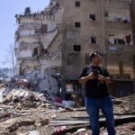 Mísseis iranianos deixam 10 mortos em Israel em mais uma noite de ataques mútuos – CartaCapital