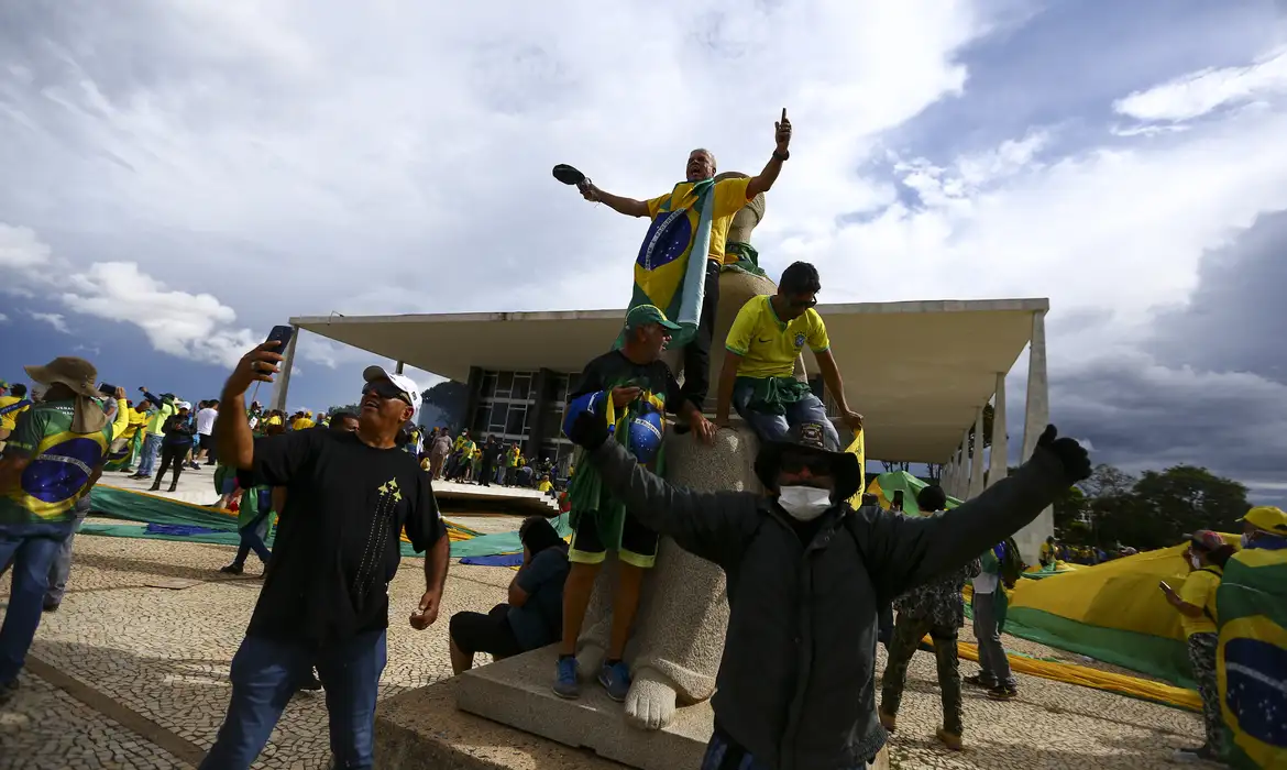 Moraes encerra depoimentos de testemunhas na ação do golpe; STF ouve Bolsonaro e demais réus na próxima semana – Brasil de Fato