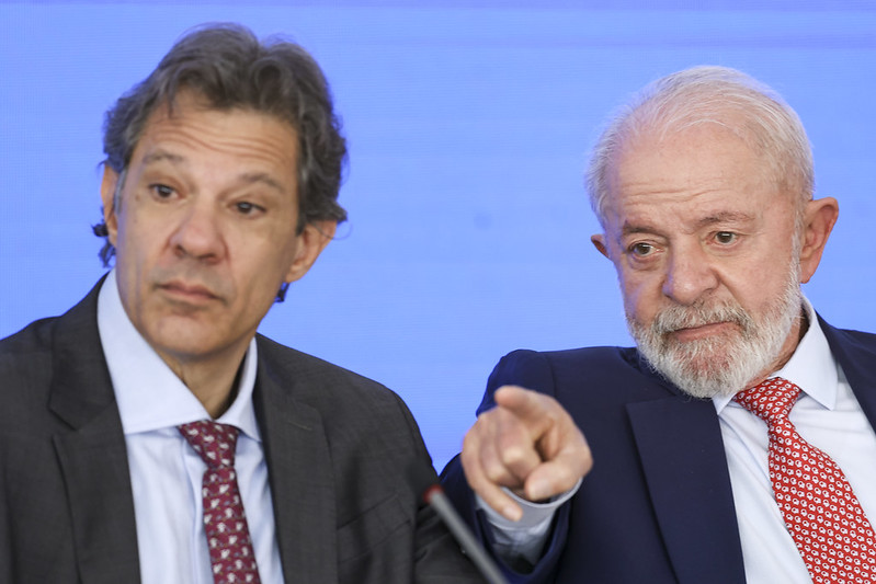 PT e Lula intensificam ofensiva pela “taxação dos ricos”