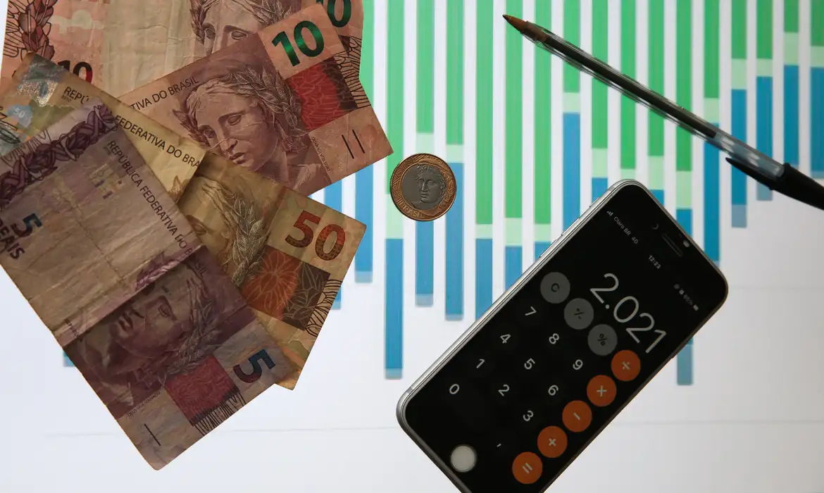 Portabilidade de contrato antigo para consignado CLT começa a valer; veja como funciona – Brasil de Fato