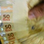 mercado vê nova queda da inflação e do câmbio, mas mantém juros a 15%