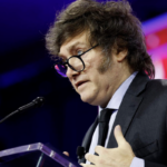 Milei diz que seu programa econômico não mudará após derrota eleitoral – CartaCapital