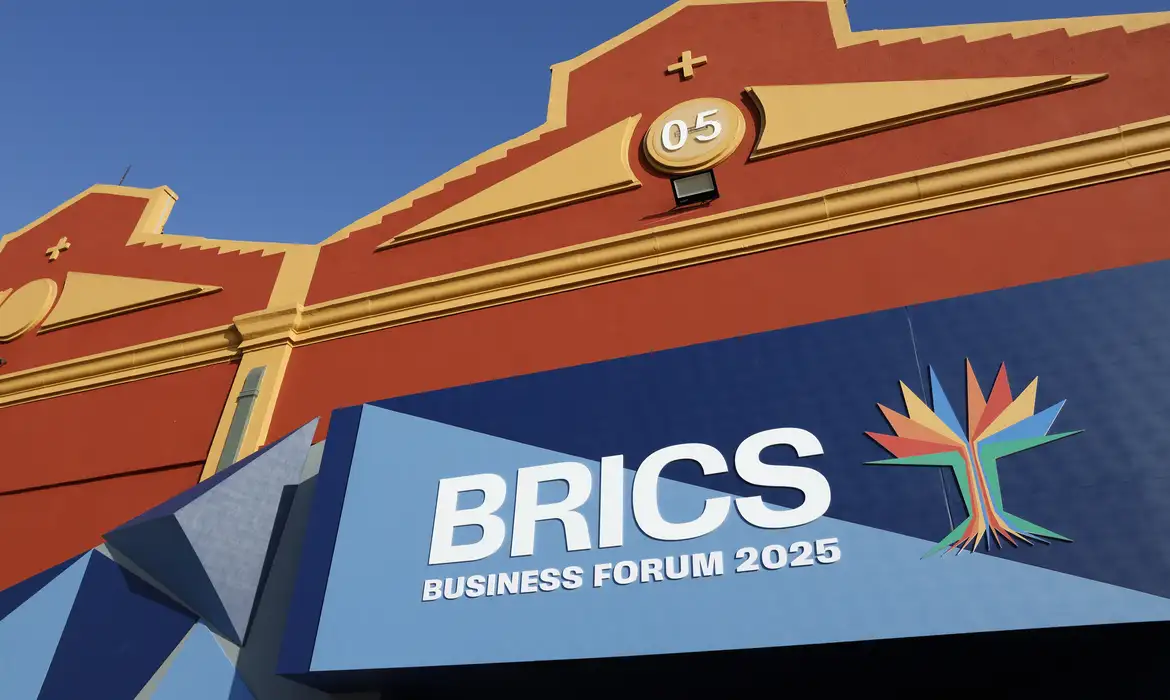 Brics propõe reforma do FMI, taxação internacional de super-ricos e fortalecimento da cooperação Sul-Sul