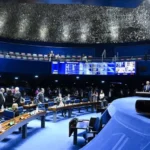 Congresso quer aprovar medida que abre porteira para gasto ilimitado fora do arcabouço