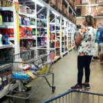 Consumo em supermercados cresceu 4% em julho, aponta Abras