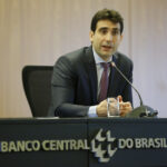 Copom interrompe alta e mantém taxa Selic em 15% ao ano