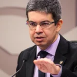 Representante dos Estados Unidos procura líder do governo Lula no Congresso após tarifaço