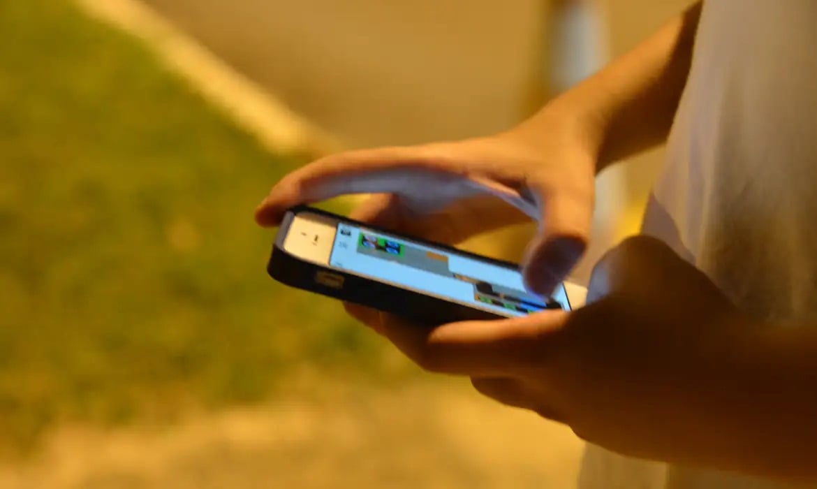Rio lança aplicativo para auxiliar no combate ao roubo de celulares – CartaCapital