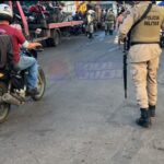 policiais estão espalhados por todo o complexo, que tem atuação da facção Comando Vermelho