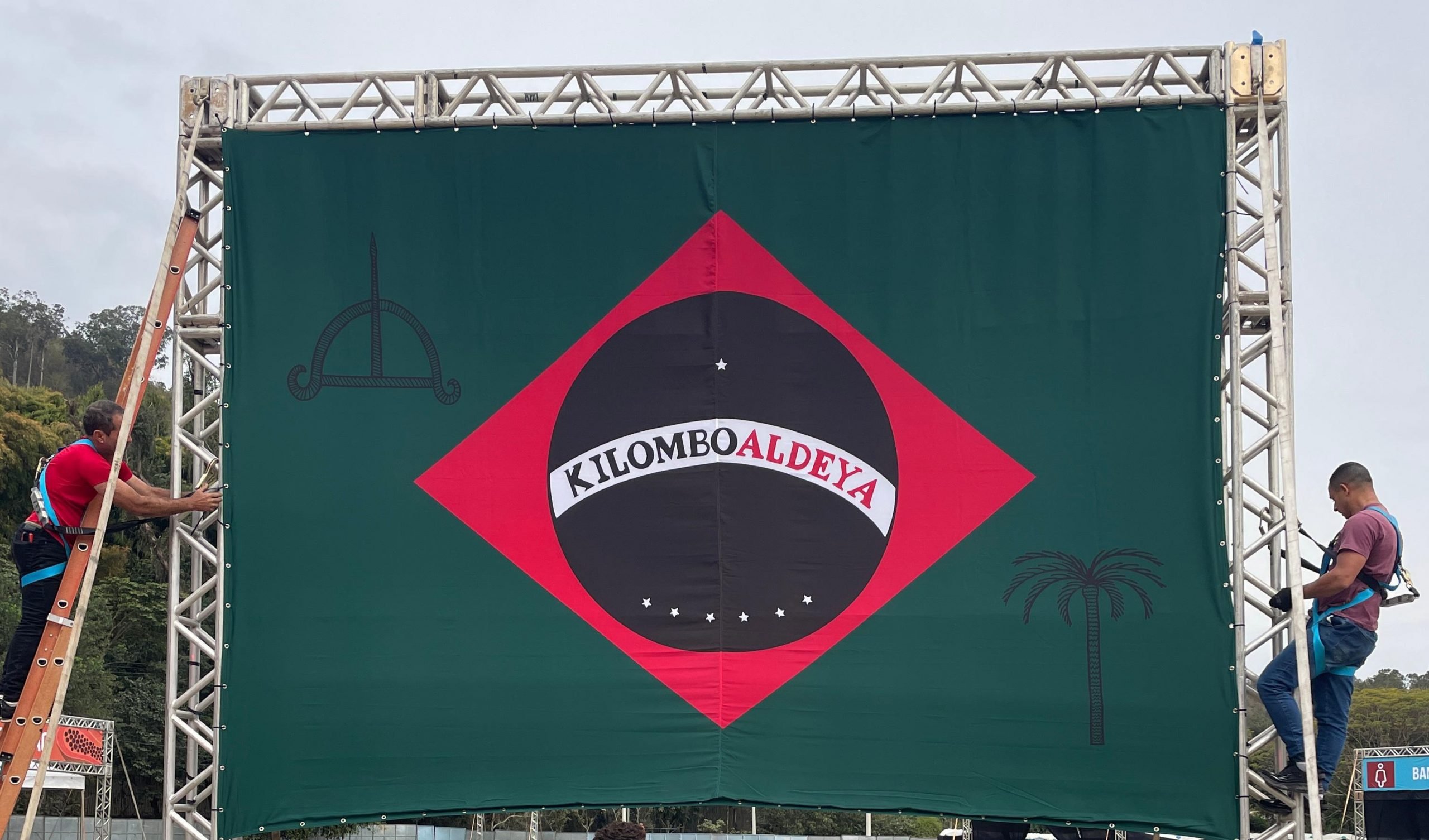 ‘Lei da Ditadura’, diz artista que teve obra censurada pela Guarda Civil por fazer releitura da bandeira