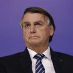 Líder do PT pede a Moraes o bloqueio de bens da família Bolsonaro – CartaCapital