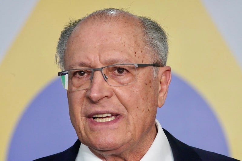 Alckmin se reúne com representante dos EUA e diz trabalhar para reduzir o tarifaço – CartaCapital
