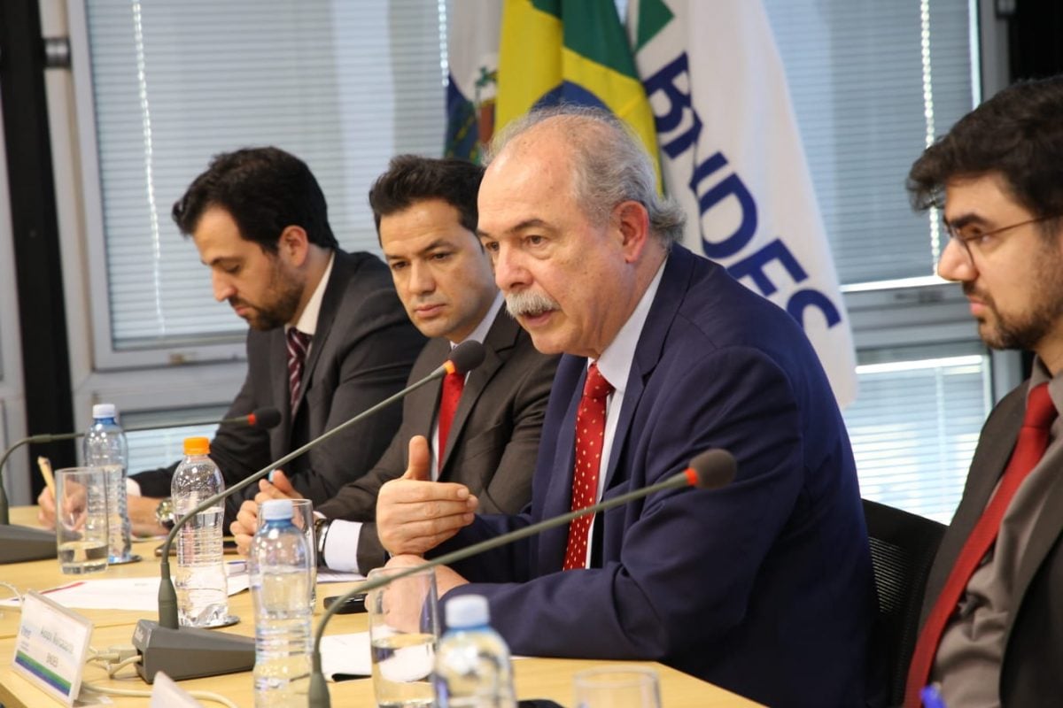 BNDES anuncia R$ 10 bi para empresas taxadas em menos de 50% pelos EUA – CartaCapital