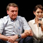 Bolsonaro omitiu transferência de R$ 2 milhões a Michelle, diz PF – CartaCapital