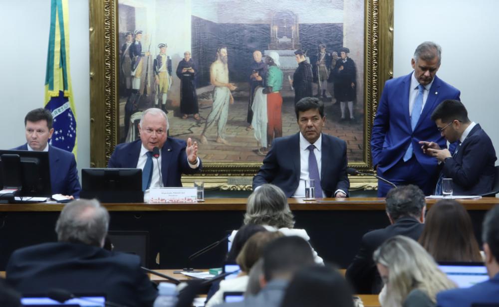 CCJ da Câmara discute aumento de pena para aliciamento de menores pela internet – CartaCapital