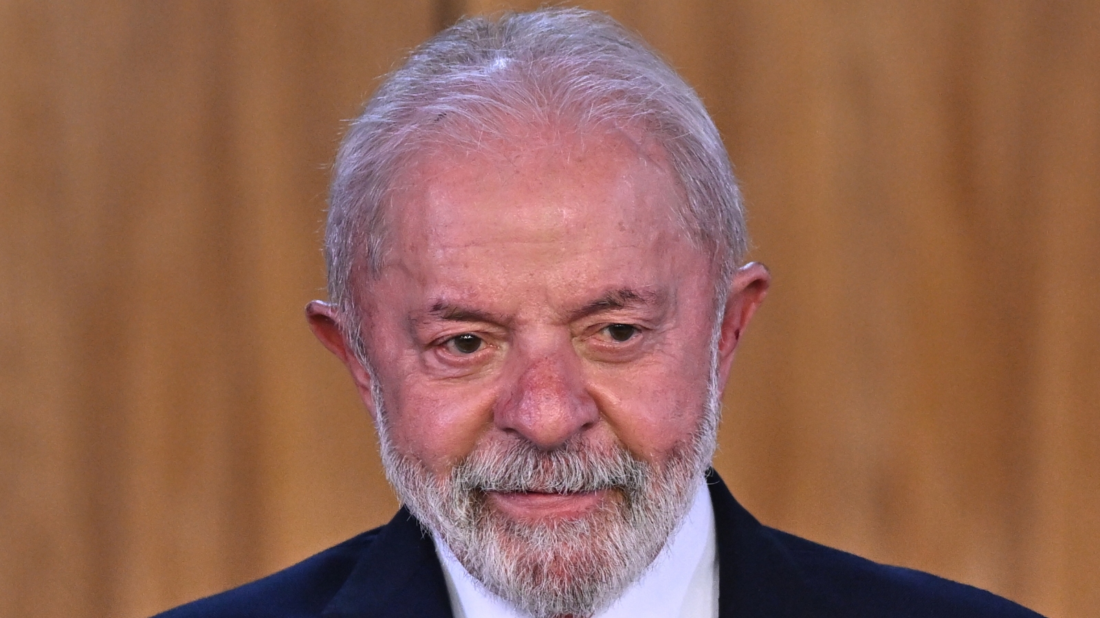 Com tarifaço, gasto de Lula fora da meta fiscal chega a R$ 337 bi