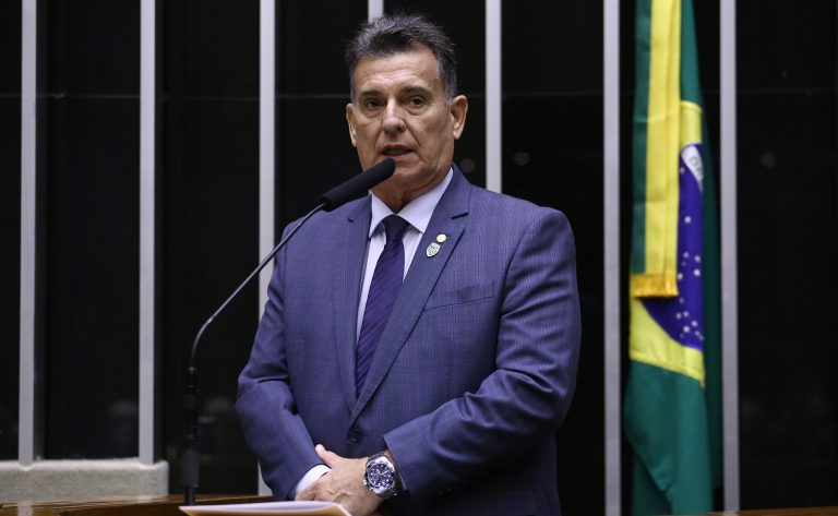 Deputado Coronel Meira (PL-PE) fala no Plenário da Câmara dos Deputados