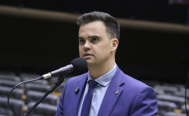 Deputado Junio Amaral (PL-MG) fala no Plenário da Câmara dos Deputados