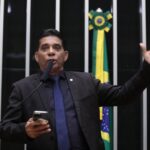 Comissão aprova exigência de informação sobre padrão de segurança de box de banheiro – Notícias