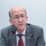 Comissão aprova projeto que isenta pessoas com mais de 75 anos do pagamento de imposto de renda e Previdência – Notícias