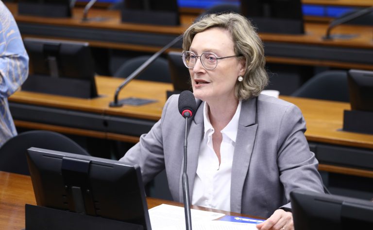 Aprimoramento das cotas para pessoas com deficiência nas universidades. Dep. Maria do Rosário (PT - RS)