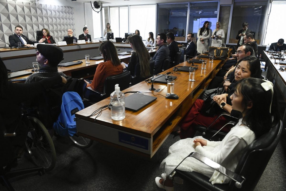 Comissão do Senado examina sugestão que protege dubladores contra a concorrência com a IA – CartaCapital