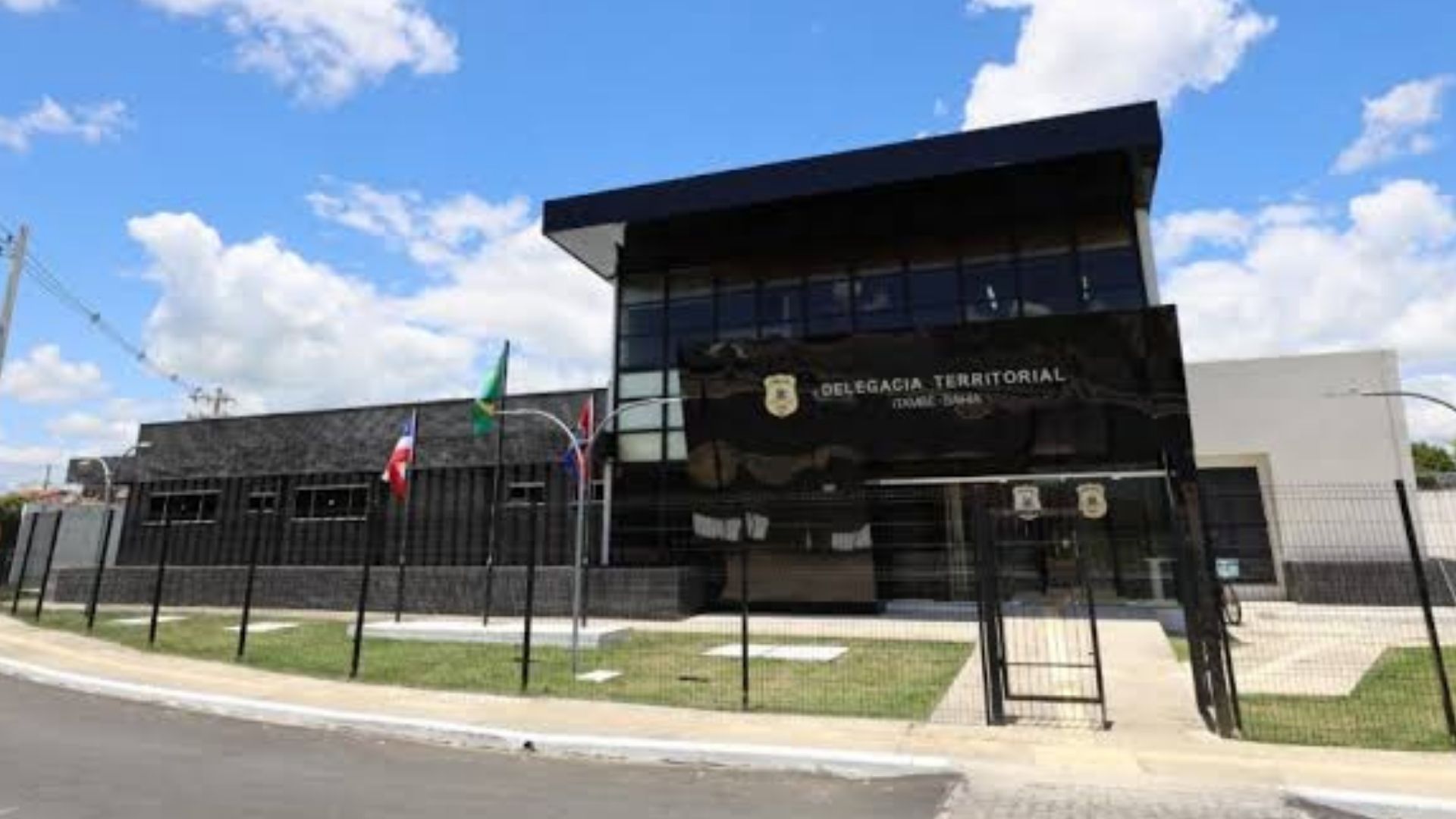 Polícia Civil apreende adolescente de 17 anos suspeito de homicídio por vingança no interior da Bahia