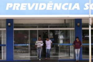 INSS identifica irregularidades e suspende contratos com a Crefisa – CartaCapital