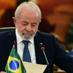 Lula diz que Brasil passa por turbulência desnecessária porque Trump criou imagem mentirosa