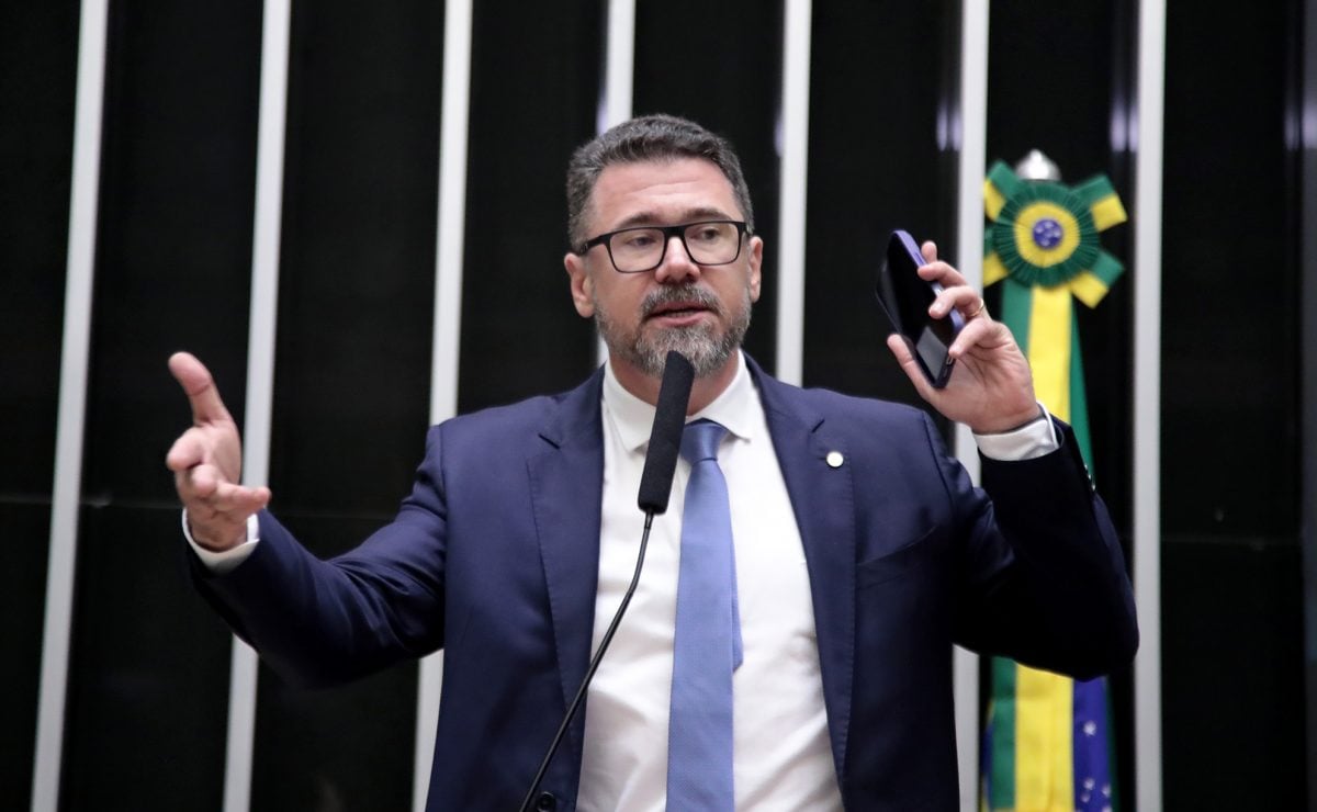 Marcos Pollon alega ser autista para justificar permanência em motim da Câmara – CartaCapital