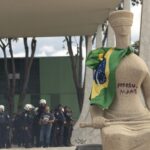 Moraes nega recurso e confirma 14 anos de prisão para ‘Débora do Batom’ – CartaCapital