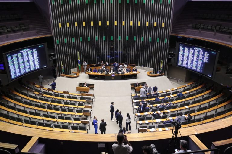 Motta determina cancelamento da sessão e marca reunião de líderes para esta quarta-feira - Notícias