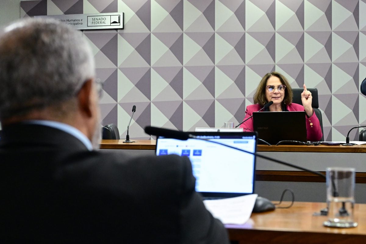 Projeto para garimpo e outras atividades em terras indígenas avança no Senado – CartaCapital
