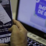 Receita paga nesta sexta-feira quarto lote de restituição do IR