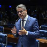 Senado aprova proibição de discriminar bolsistas em escolas particulares – CartaCapital