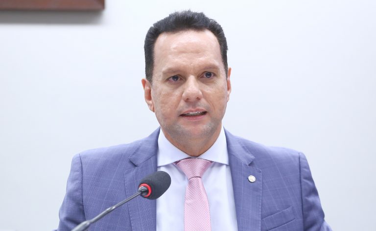 Audiência Pública - Participação das mulheres na indústria. Dep. Josenildo (PDT-AP)