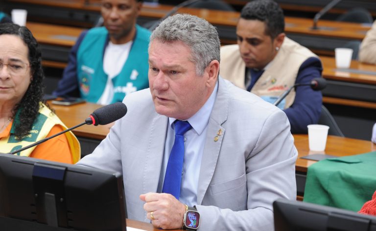 Audiência Pública - Deliberação de Requerimentos - (PEC 14/21). Dep. Keniston Braga (MDB-PA)
