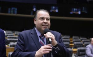 Discussão e Votação de Propostas Legislativas. Dep. Julio Cesar Ribeiro(REPUBLICANOS-DF)