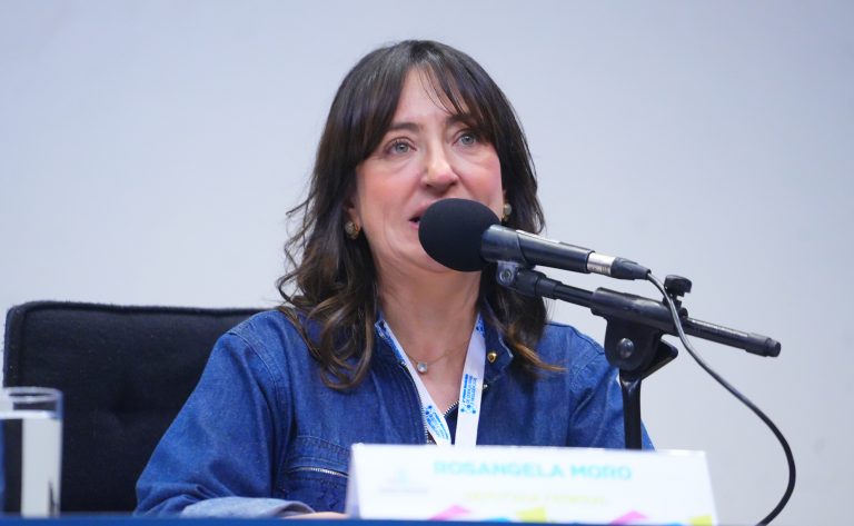 Deputada Rosangela Moro (União-SP) fala no 2º Fórum Brasileiro de Doenças Raras e Negligenciadas