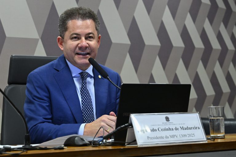 Comissão mista debate Plano Brasil Soberano com representantes do governo - Notícias
