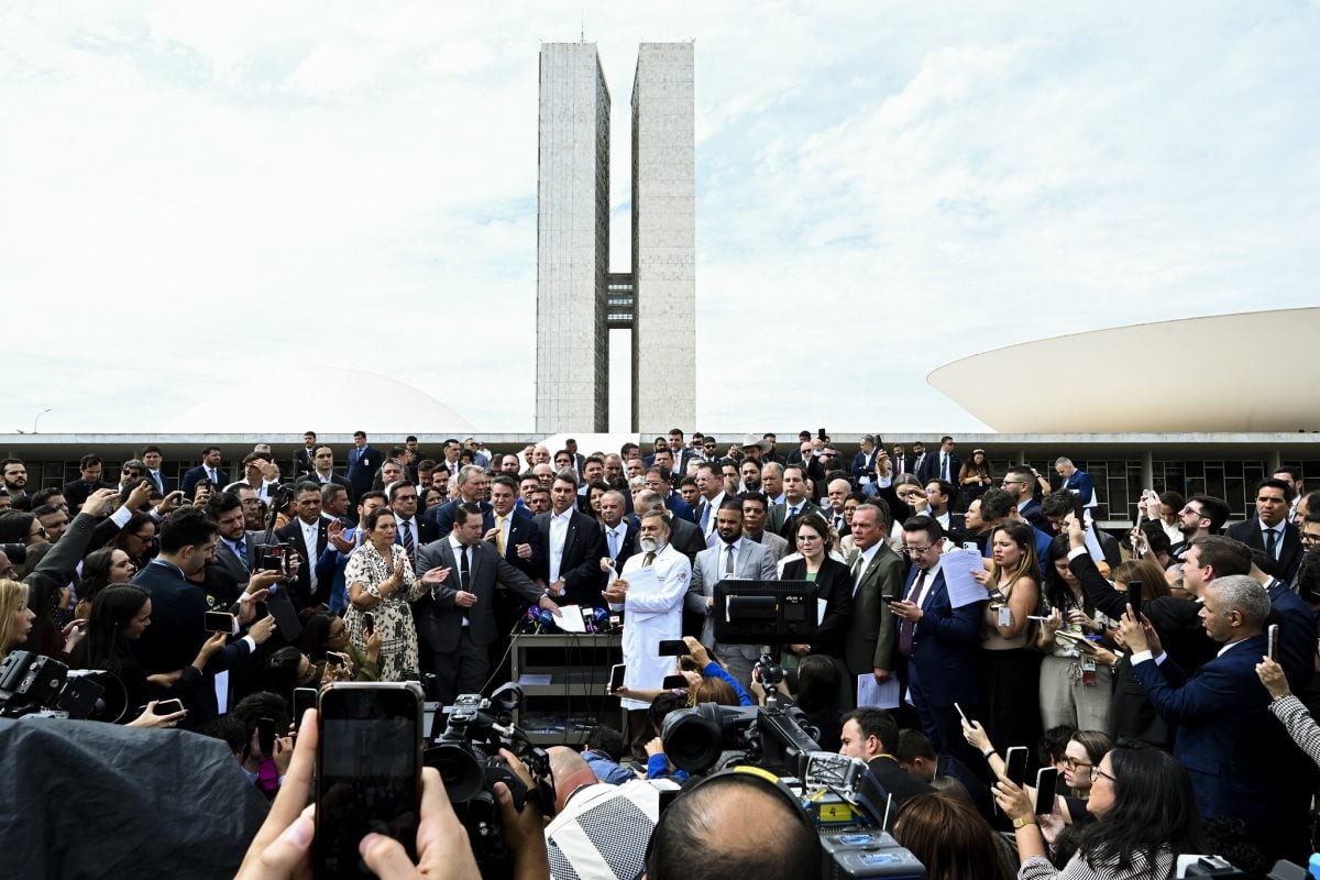 Congresso tem 'semana tensa' com julgamento de Bolsonaro e desmoronamento da PEC da Blindagem – CartaCapital