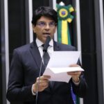 Deputados aprovam em 1º turno o texto-base da PEC das Prerrogativas; acompanhe – Notícias
