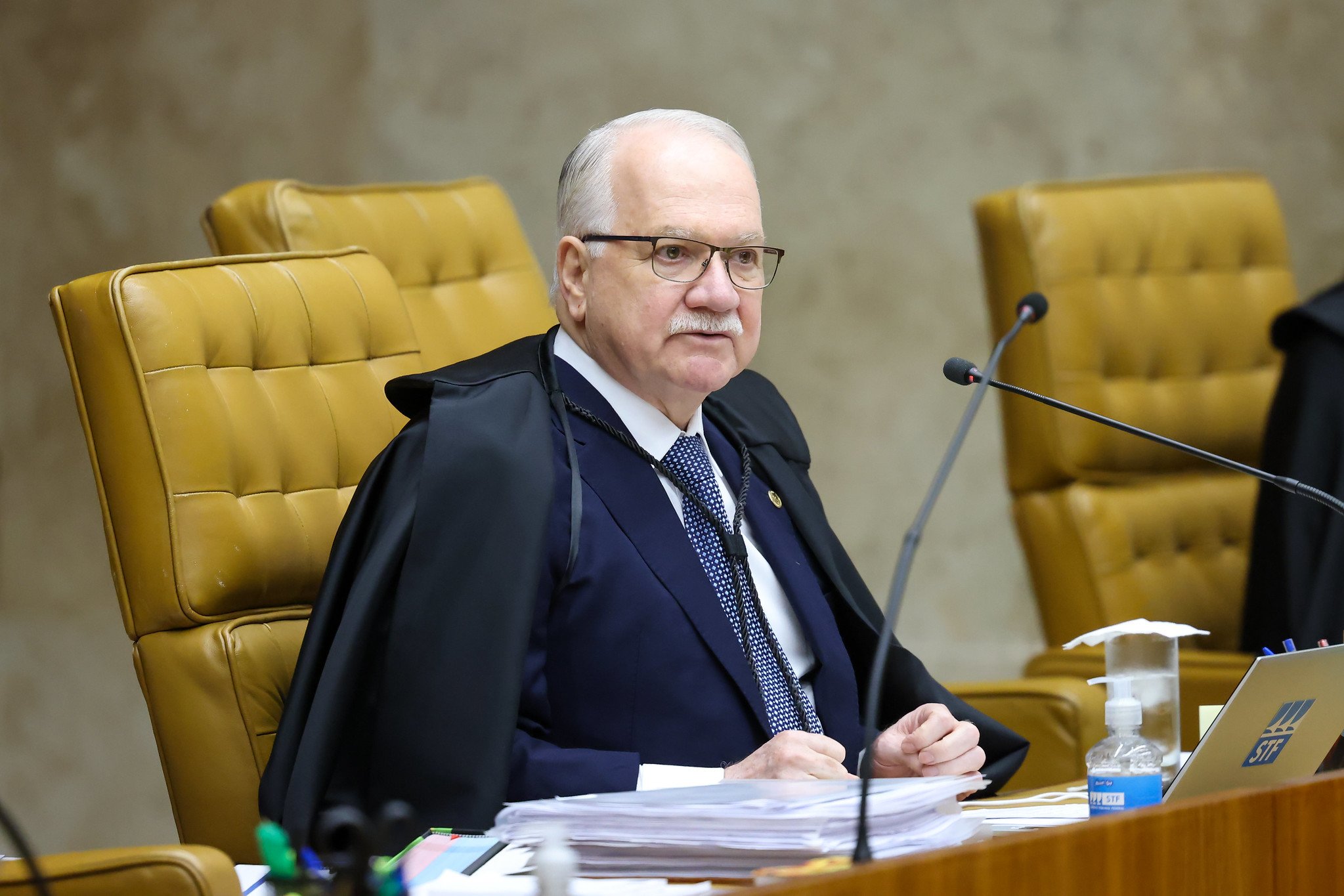Edson Fachin toma posse na presidência do STF e Moraes será seu vice