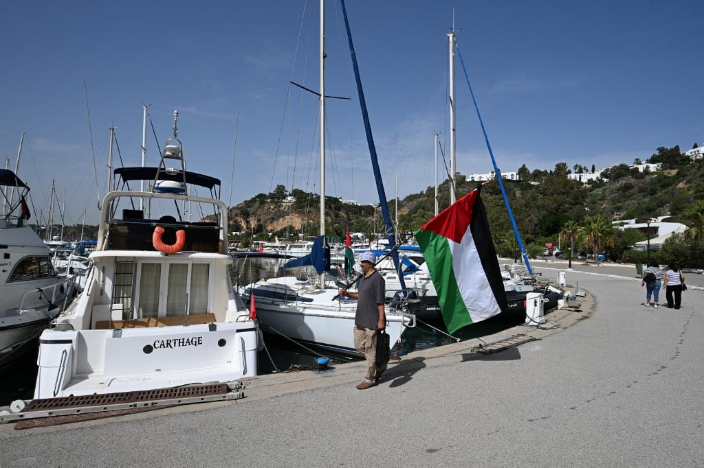 Flotilha com ajuda para Gaza diz que outro de seus barcos foi atacado por suposto drone – CartaCapital