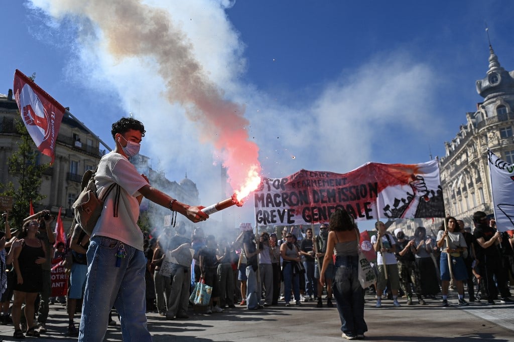 França tem novo dia de protestos contra política fiscal do governo Macron – CartaCapital
